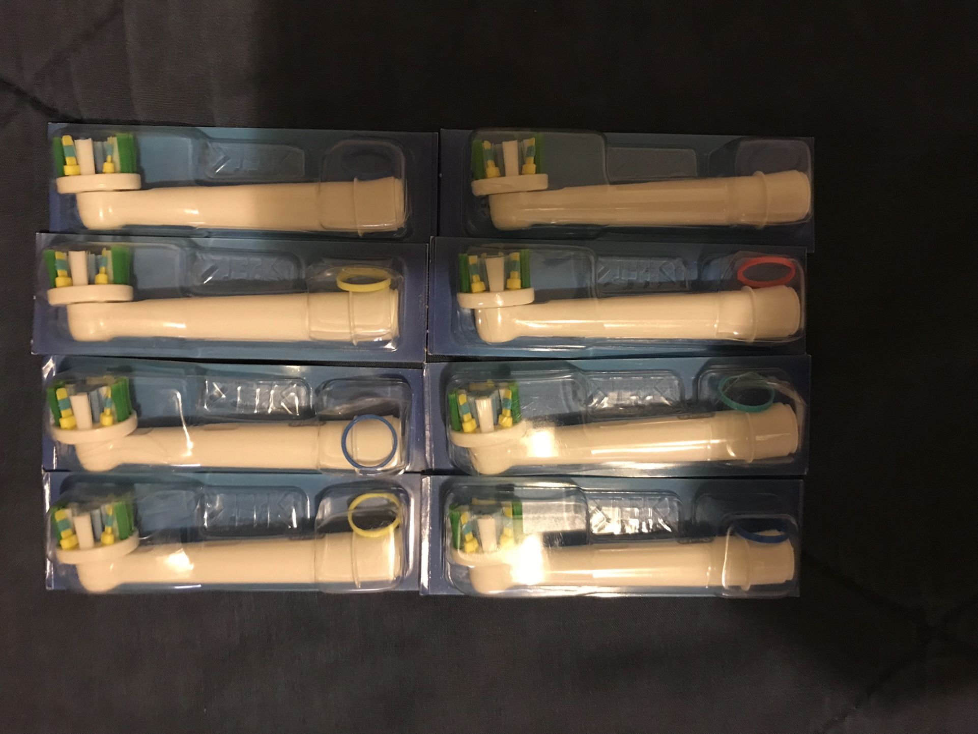 8 Oral B Floss Action Brush Heads