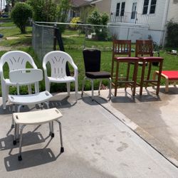 Red Cher Laik New 30 Wery Good Gor Dining Or Dressing Room  30$