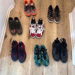 SIZE 9 SNEAKERS NIKE Like New Make Offers 
