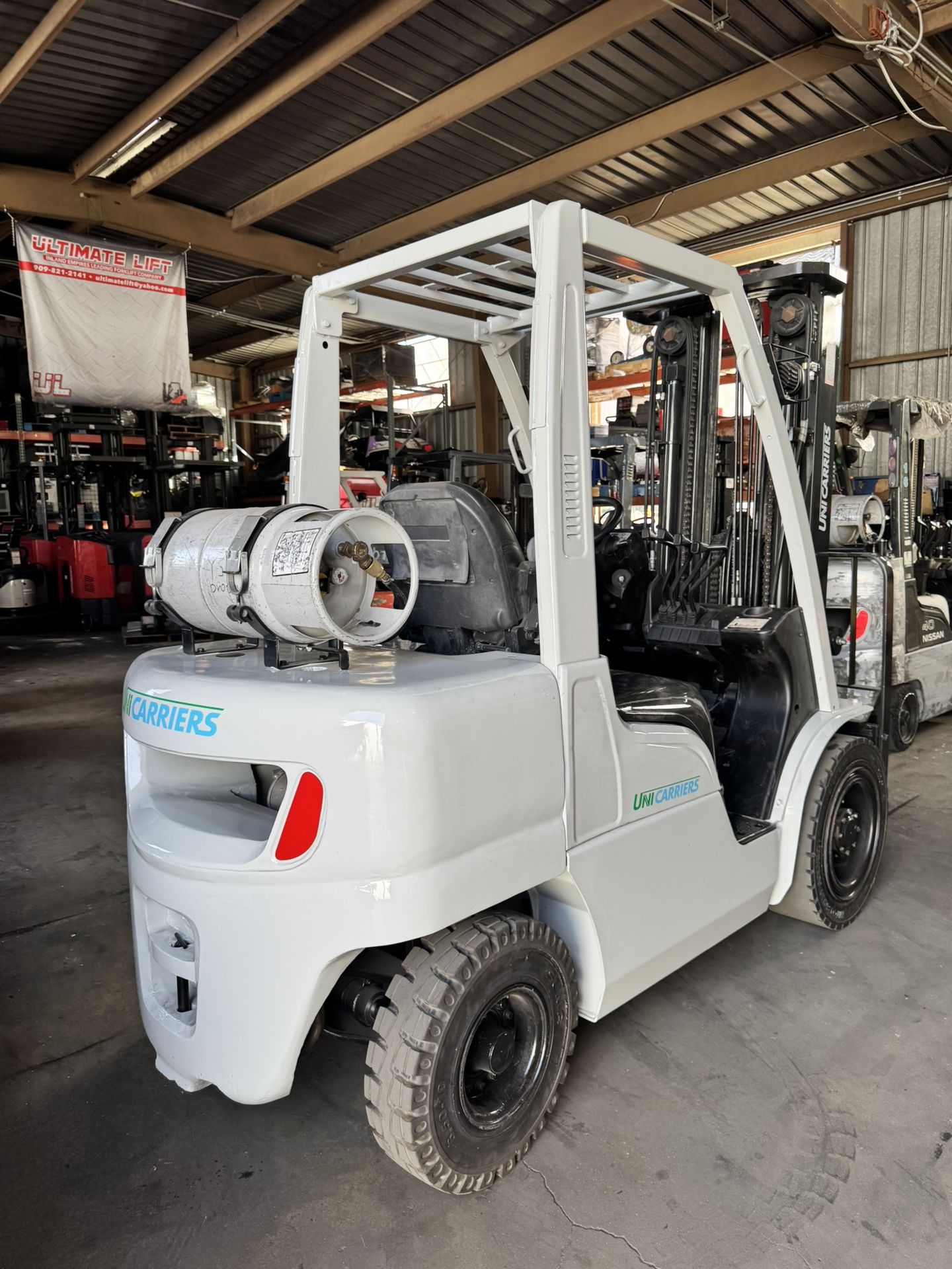2015 ALL TERRAIN PROPANE FORKLIFT