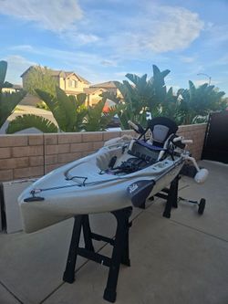 2013 Hobie Kayak with AMAZING UPGRADED FEATURES