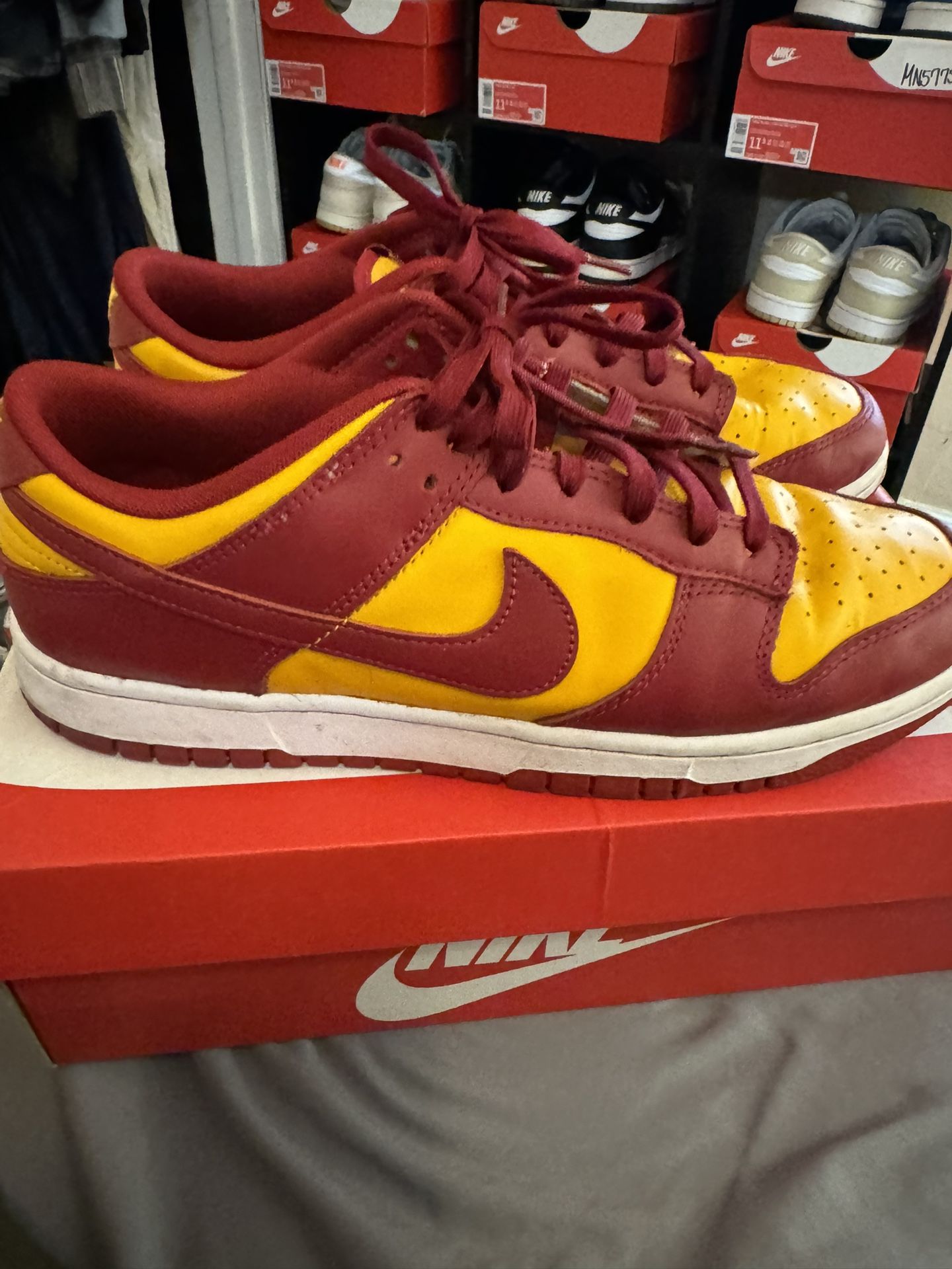 Nike Dunk Low Midas Gold Size 11.5