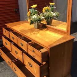 Real Wood Long Dresser With Big Drawers, Big Mirror. Drawers Sliding Smoothly. Delivery Available 