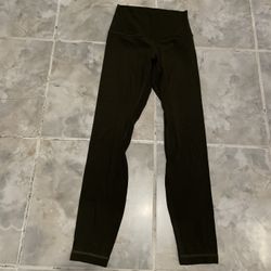Lululemon Wunder Train High-Rise Tight Dark Forest Green Size 2 Leggings