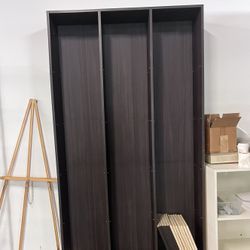 Nice Shelf Lots Of Storage 