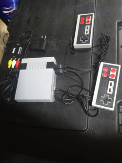 Retro game system with 600 games installed with 2 controllers