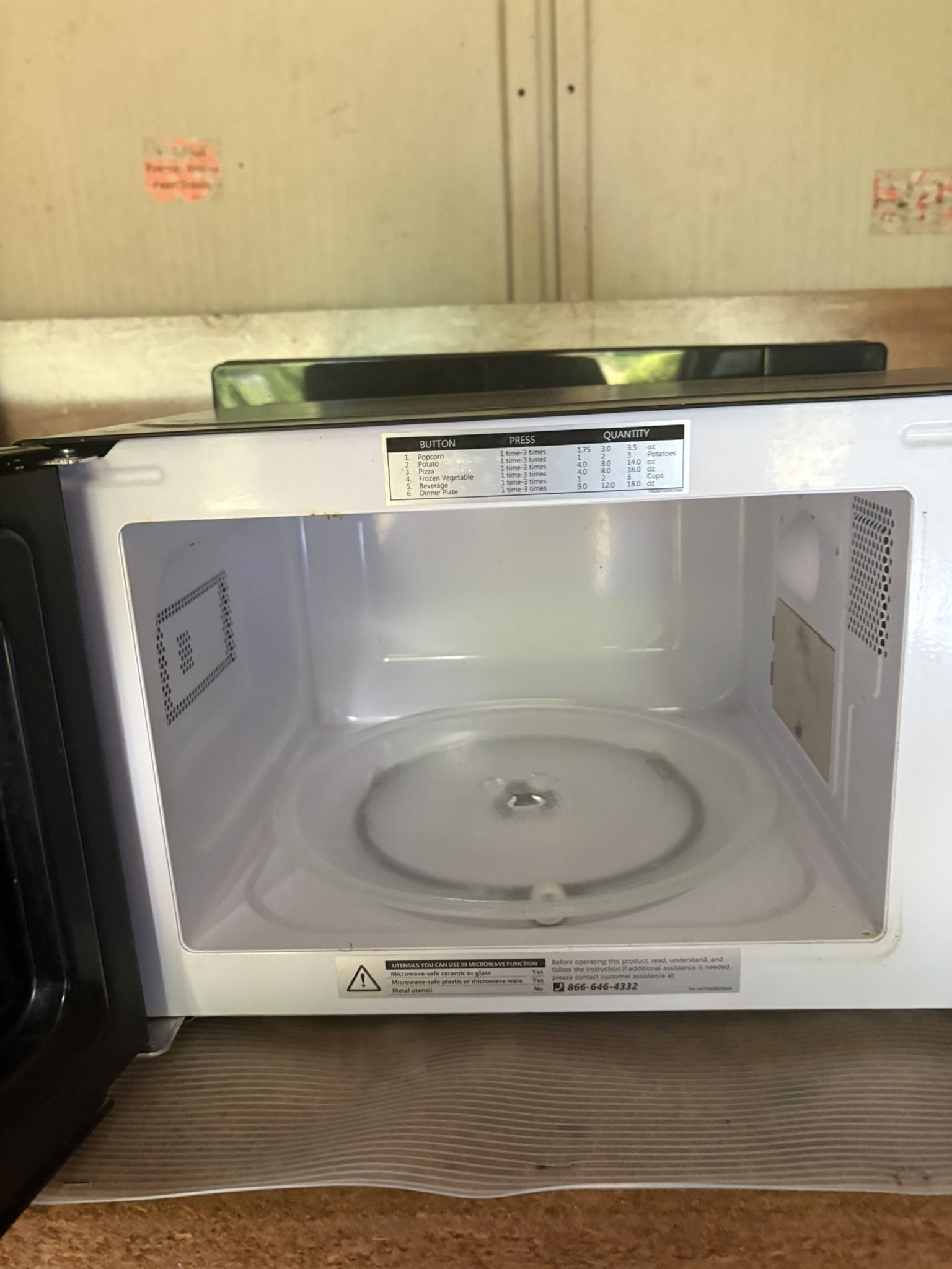 Comfee Microwave