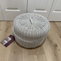 Basket NWT