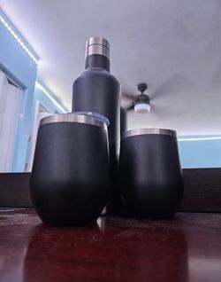 SELLING BOXES THAT HAVE 3 MATELIC BLACK CUPS‼️‼️‼️