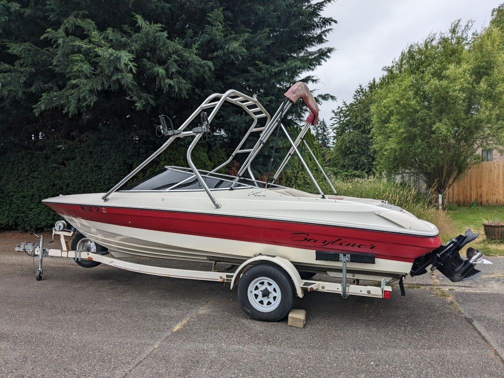 1995 Bayliner 2050 SS Capri Mechanics Special With Single Axle Trailer