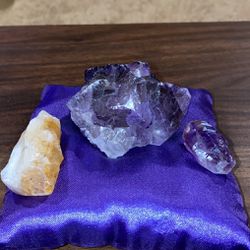 Crystals (Pillow Included)