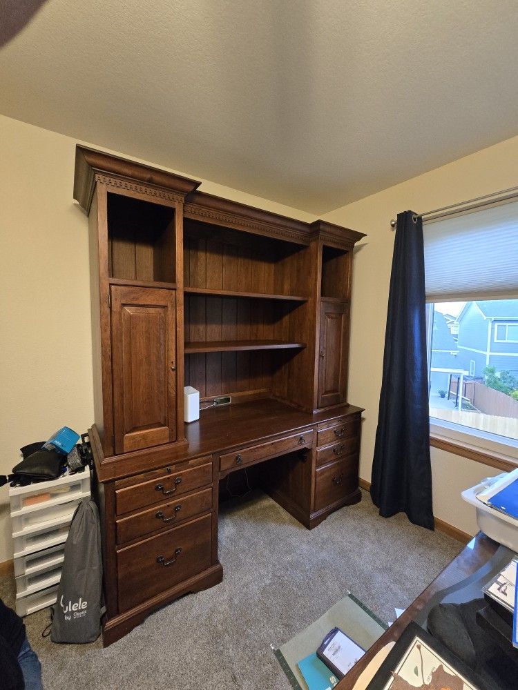 Solid Wood Executive Desk and Return/Hutch
