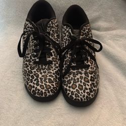 Leopard print Reebok