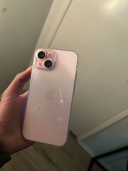 iPhone 15 128GB (Unlocked)