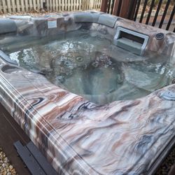 Bahama Spa Tranquility 7 person 42 jet Jacuzzi, + Cover + Steps