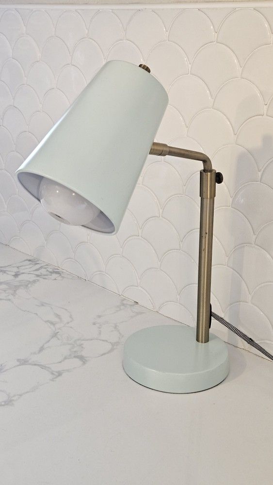 Mint Desk Lamp