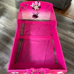 Like New Condition Minnie Mouse Toddler Bed