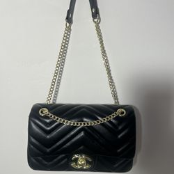 Chanel Women’s Bag Black