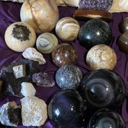 Sphears And Jewelry Made From Pieces Of the Stones