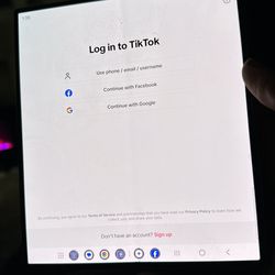 Galaxy Z Fold 6 With Tik Tok Installed
