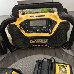 Bluetooth 20v Dewalt Stereo 