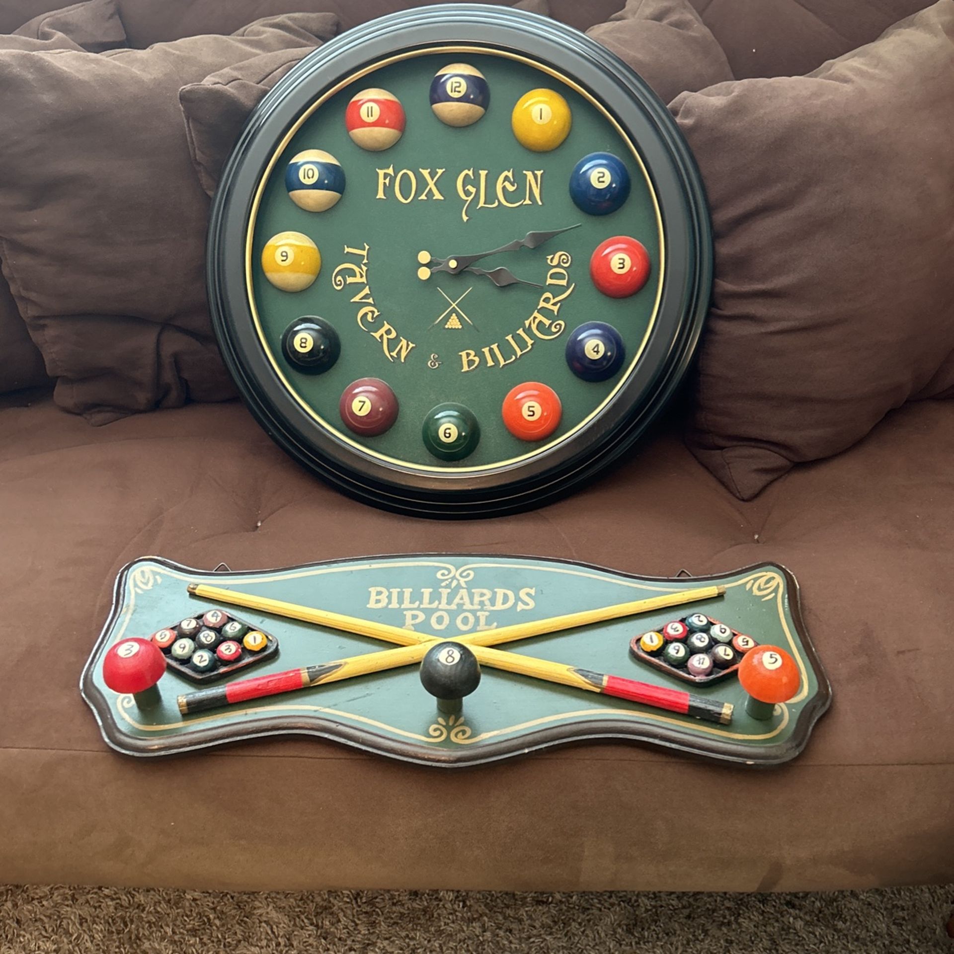 Billiards Clock and Wall Art/Cue Holder