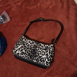 Guess B&W Shoulder Bag