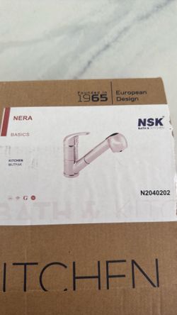 Single Handle Pull Out Sprayer Kitchen Faucet