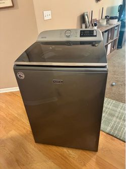 Maytag MVW7230HC Smart Top Load Washer – Like New – Metallic Slate in 64154