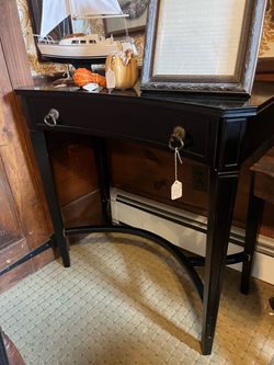 Modern made black console table with 1 drawer