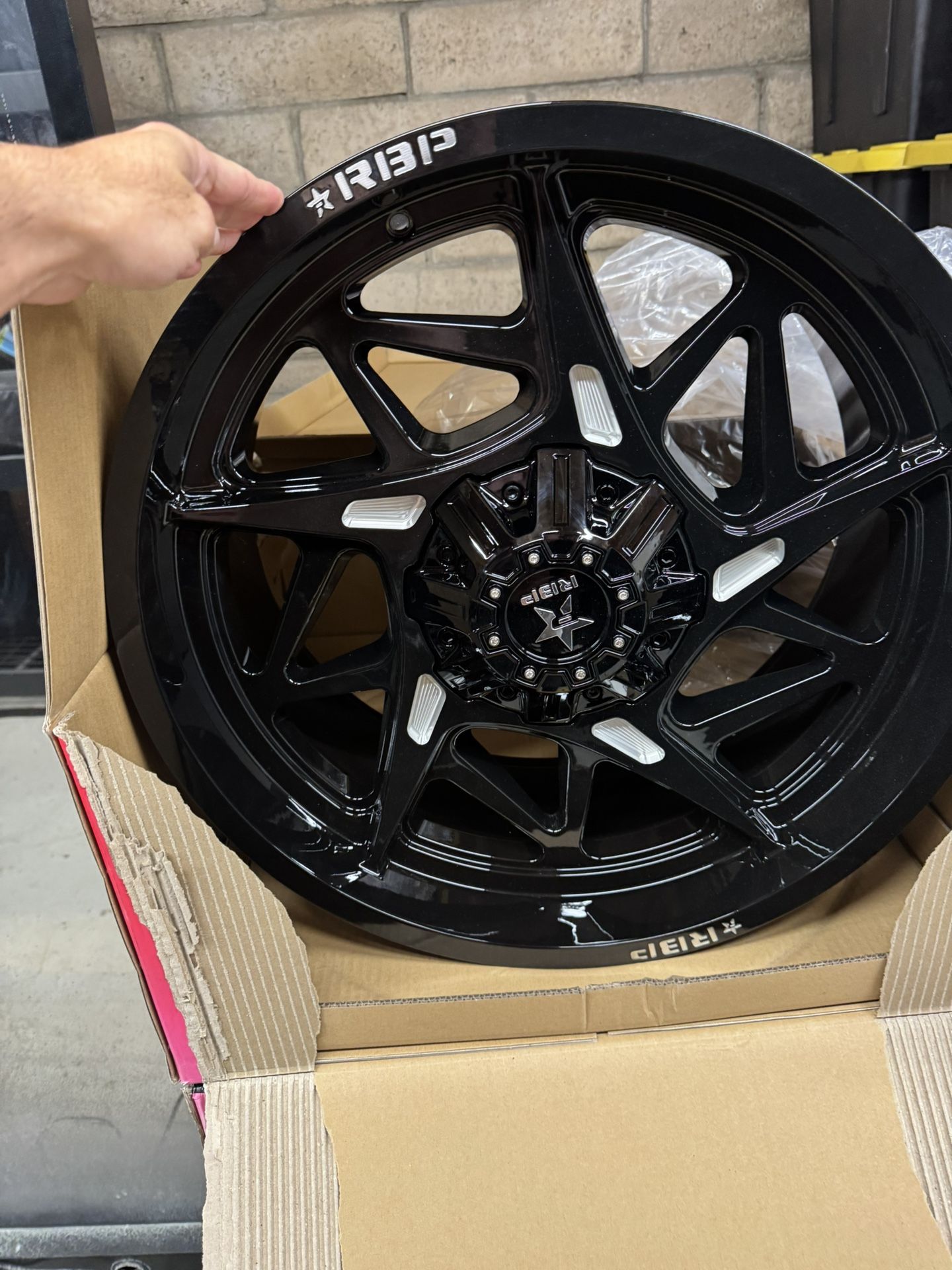 Brand New 22inch Rims