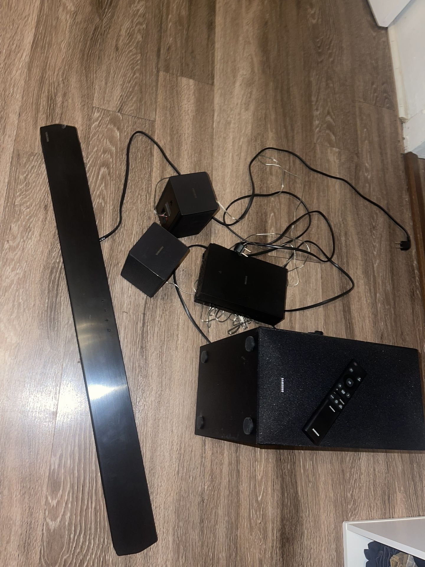 Samsung Entertainment System