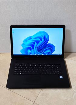 HP 17-by1053dx Laptop w/17.3 Inch 1600x900,Intel 8th gen,250 GB SSD,8GB,DVDRW,Bluetooth, Win11- Great Condition-Fast