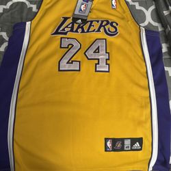 Authentic Addidas Kobe Bryant #24  Lakers Jersey Size 48