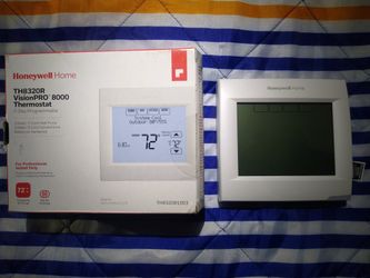 VisionPRO 8000 w/ RedLINK Technology, Programmable, 3H/2C, Touchscreen Thermostat