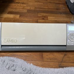 Silhouette Cameo/Cricuts Cutter