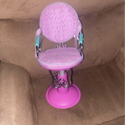 Our Generation Salon Chair And Accessory Organizer 