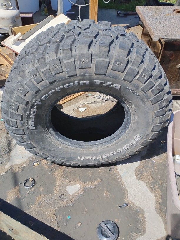 Mud-Terrain Tire