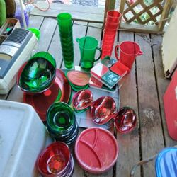 2 Sets Of Acrylic Dishes