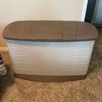 Rubbermaid outdoor storage box (New). This unit was assembled but