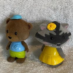 Lot Of Two Lil Woodzeez Bobblehead Raccoon Yellow Dress Bear Blue