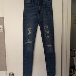 Blue Ripped Jeans 