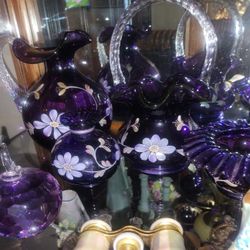 Fenton And Other Collectable Glassware 