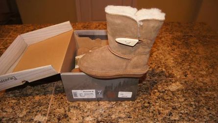 Brand New - Bearpaw Victorian Boots - Hickory - Size 7 Toddler