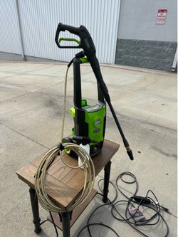 Greenworks 1600-PSI 1.2-GPM Cold Water Electric Pressure washer