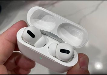 AirPods Pro - Superb Condition