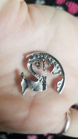 Deer buck coin pendant