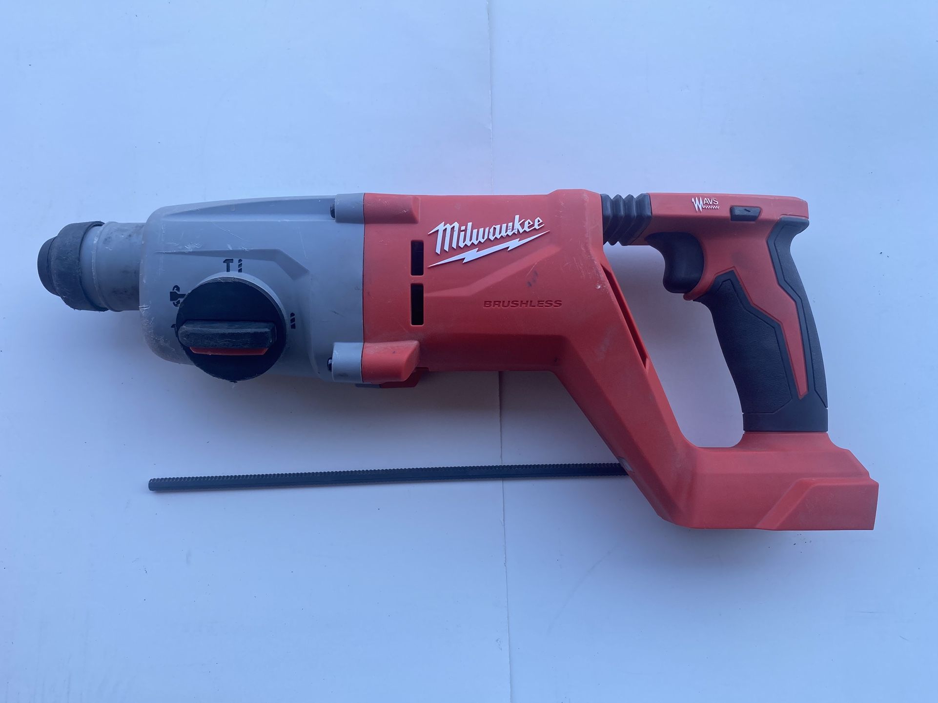 M10- Milwaukee M18 18V Lithium-Ion Brushless Cordless 1 in. SDS-Plus D-Handle Rotary Hammer (Tool-Only)