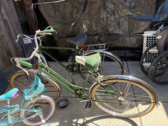 Vintage Green Schwinn Cruiser Bicycle