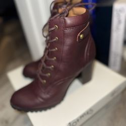 Women’s Boots 